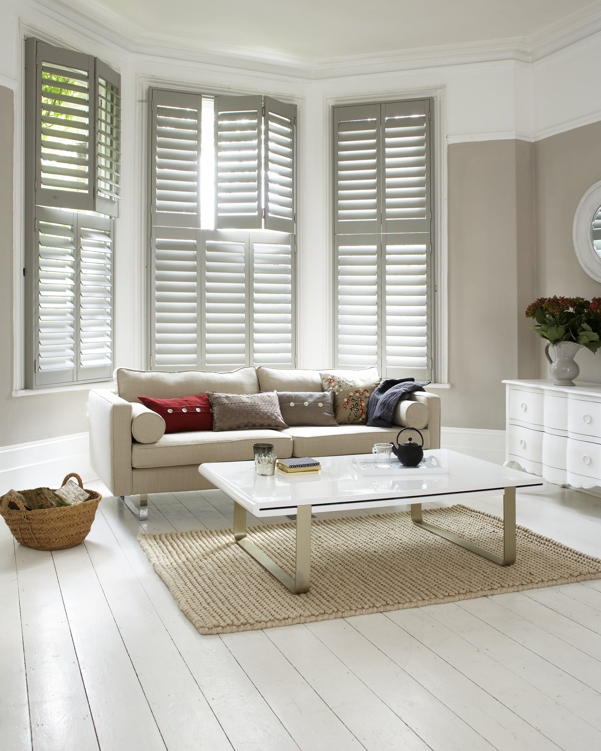 Paulownia, Tier on Tier Shutters, Grey White, Lounge, side (2)-min Paulownia, Tier on Tier Shutters, Grey White, Lounge, side (2)-min