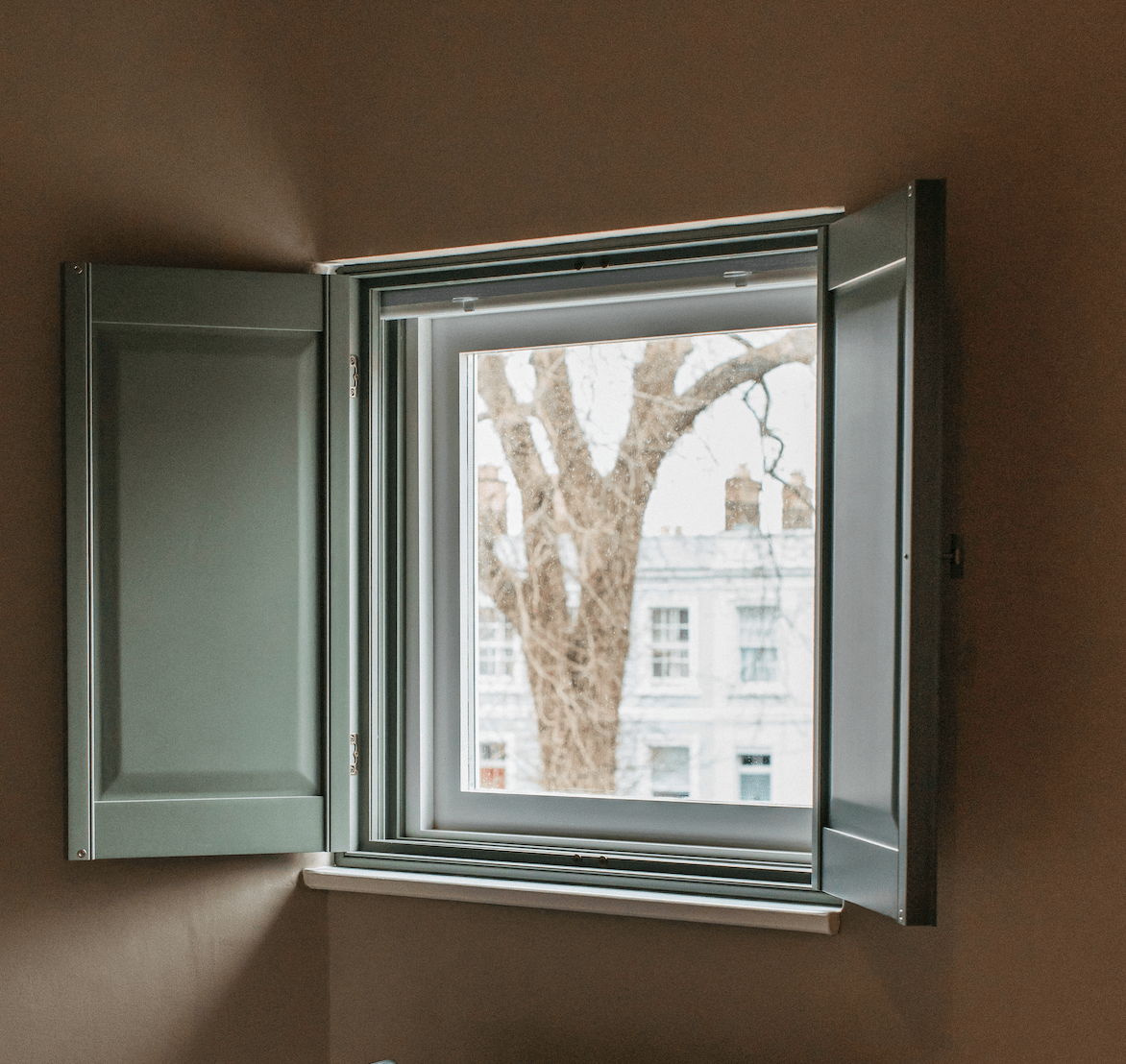 Solid raised shutters, panels open. Blinds up-min (2) Solid raised shutters, panels open. Blinds up-min (2)Solid raised shutters, panels open. Blinds up-min (2)